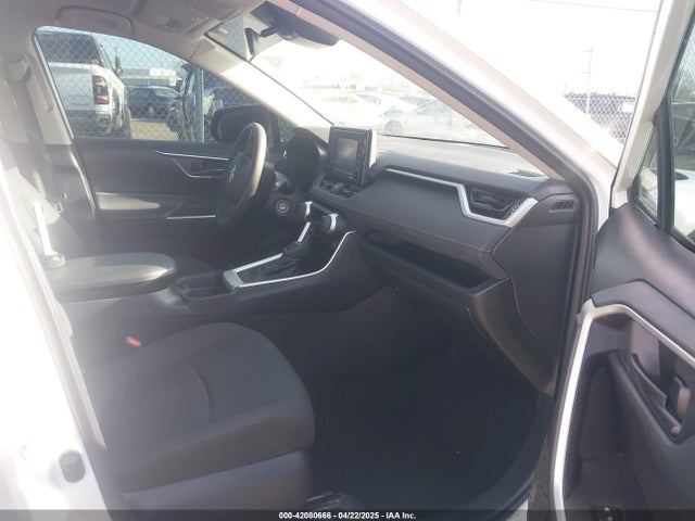2T3F1RFV0MC194739 Toyota RAV4 LE