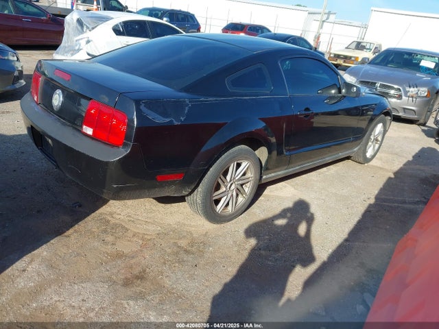 42080705 :رقم المزاد ، 1ZVFT80N975339457 vin ، 2007 Ford Mustang V6 Deluxe/v6 Premium مزاد بيع