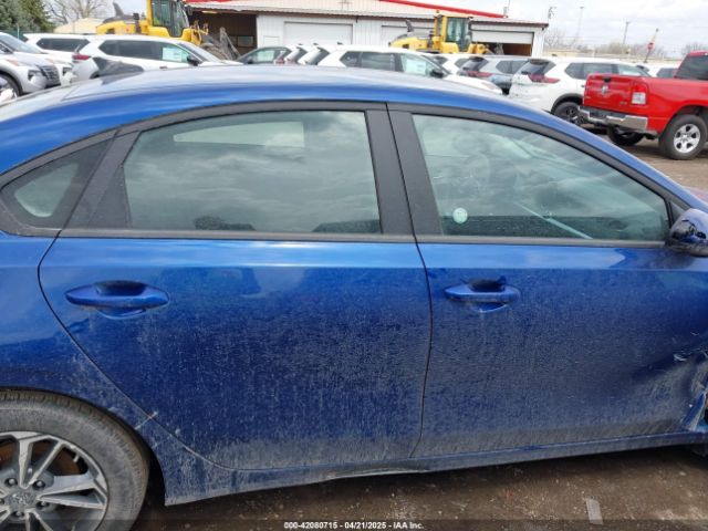 3KPF24AD8RE735701 KIA Forte Lxs
