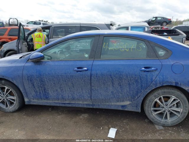 3KPF24AD8RE735701 KIA Forte Lxs