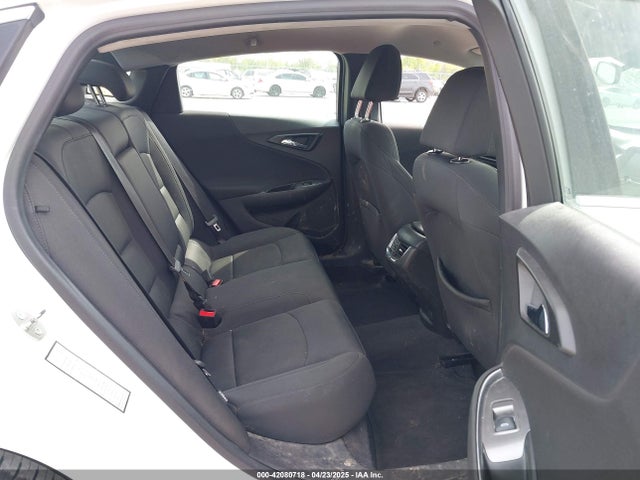 1G1ZE5ST9GF243156 Chevrolet MALIBU 1LT