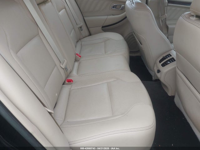1FAHP2F86GG137555 Ford Taurus Limited