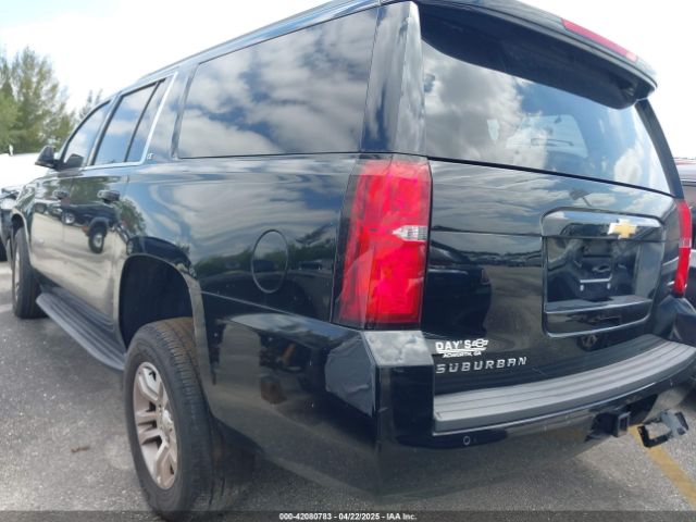 2018 CHEVROLET SUBURBAN 1GNSCHKC0JR273224 Photo 2