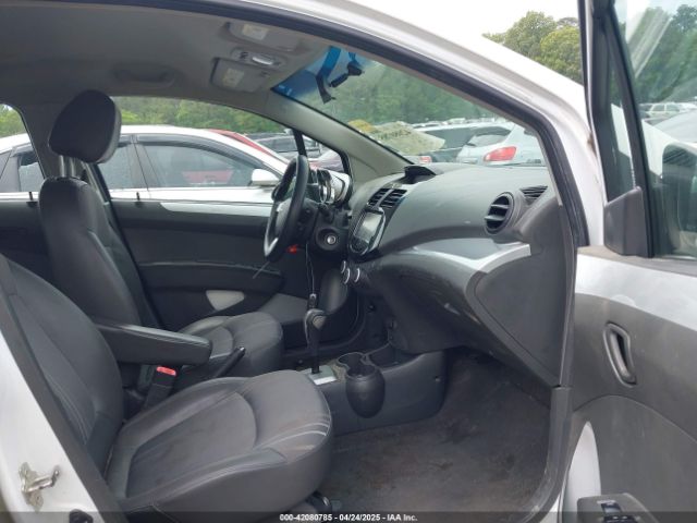 KL8CD6S90FC766102 Chevrolet Spark 1lt Cvt
