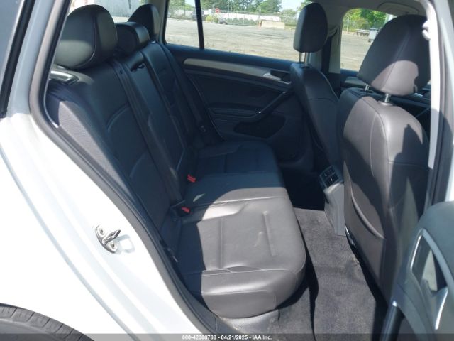 3VWC17AUXFM504689 Volkswagen Golf Sportwagen Tsi S 4-door