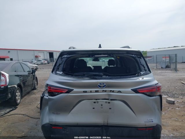 5TDYRKEC7NS092770 Toyota SIENNA XLE