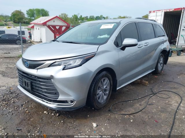 5TDYRKEC7NS092770 Toyota SIENNA XLE