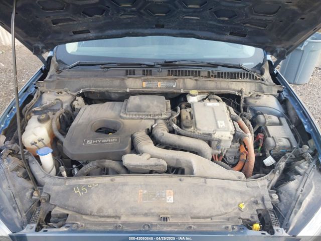 3FA6P0LU1KR108172 Ford Fusion Hybrid Se