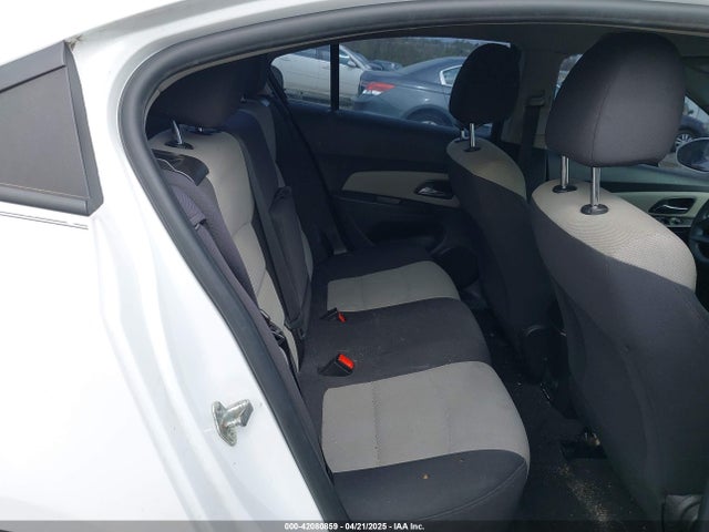 1G1PA5SG4E7339841 Chevrolet lwe