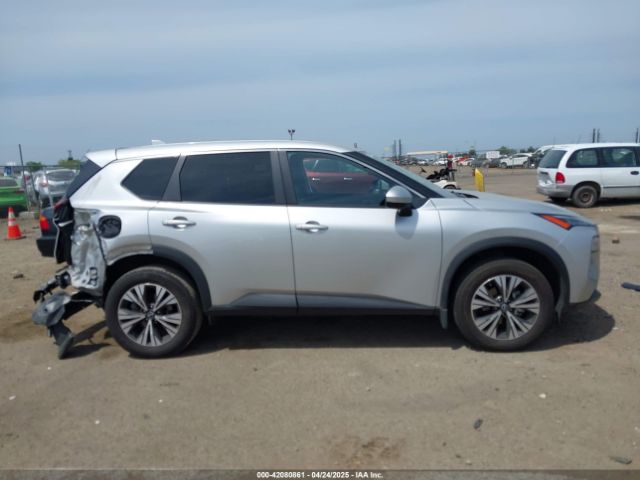 JN8BT3BA5PW426298 Nissan Rogue Sv Fwd