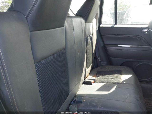 1C4NJDEB5ED686668 Jeep Compass Latitude