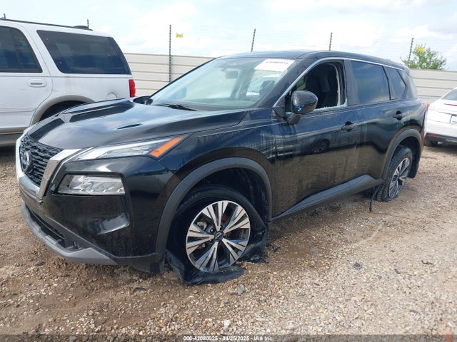JN8BT3BA7PW425735 Nissan Rogue Sv Fwd