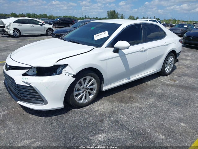 4T1R11AK5RU881936 Toyota CAMRY LE