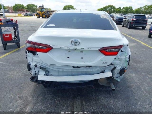 4T1R11AK5RU881936 Toyota CAMRY LE