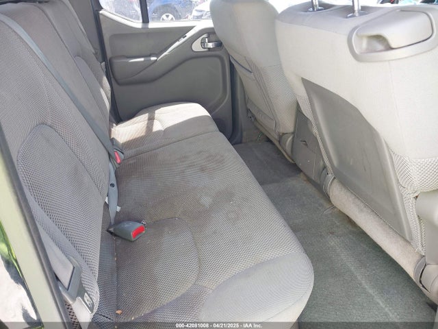 1N6AD0ER8EN725739 Nissan Frontier Sv