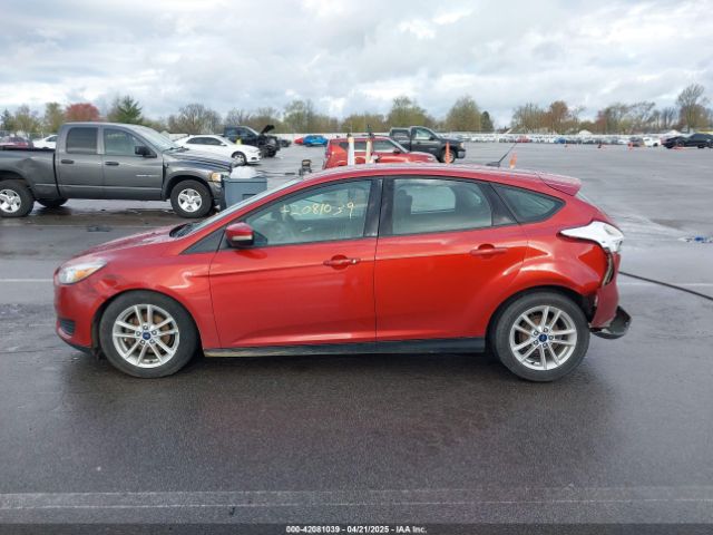 1FADP3K28JL246233 Ford FOCUS SE