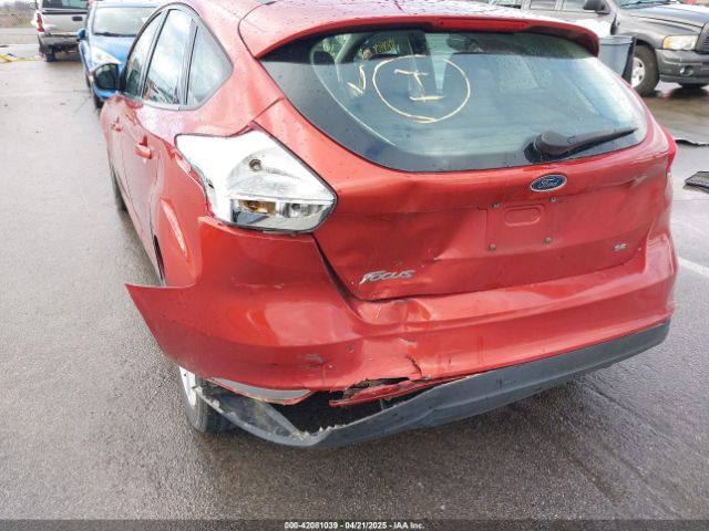 1FADP3K28JL246233 Ford FOCUS SE
