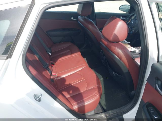 5XXGW4L25GG010677 KIA Optima Sx Turbo