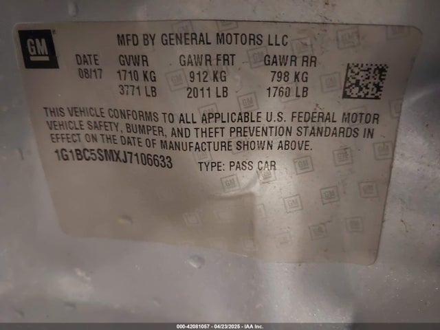 1G1BC5SMXJ7106633 Chevrolet Cruze Ls Auto