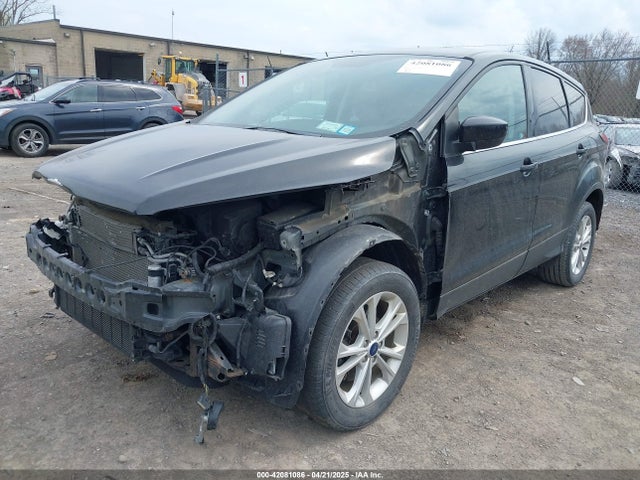 1FMCU9GD4KUB44754 Ford ESCAPE SE