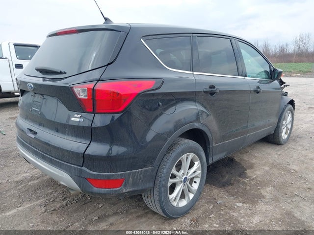 1FMCU9GD4KUB44754 Ford ESCAPE SE