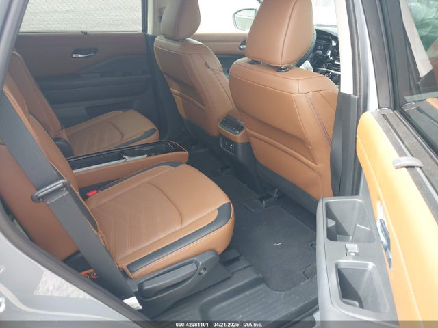 Продажа на аукционе авто 2024 Nissan Pathfinder Platinum 4wd, vin: 5N1DR3DK2RC227167, номер лота: 42081101