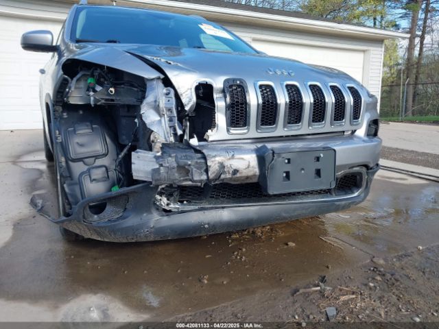 1C4PJLDB7HW641972 Jeep Cherokee Limited Fwd