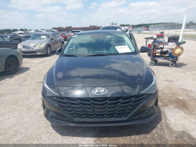 5NPLL4AG8MH037152 Hyundai ELANTRA SE