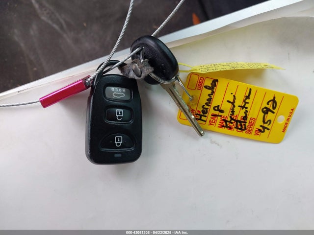 5NPD84LF2JH386054 Hyundai ELANTRA SEL