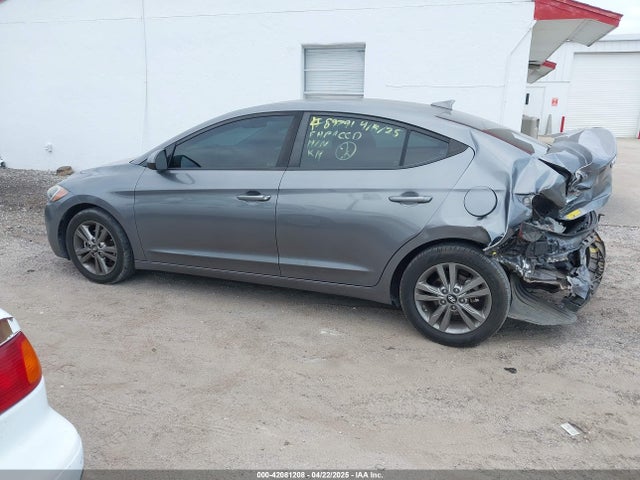 5NPD84LF2JH386054 Hyundai ELANTRA SEL