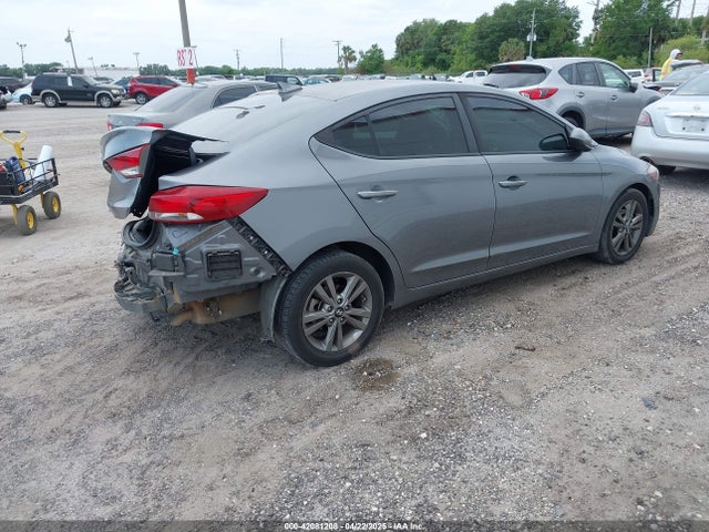 5NPD84LF2JH386054 Hyundai ELANTRA SEL
