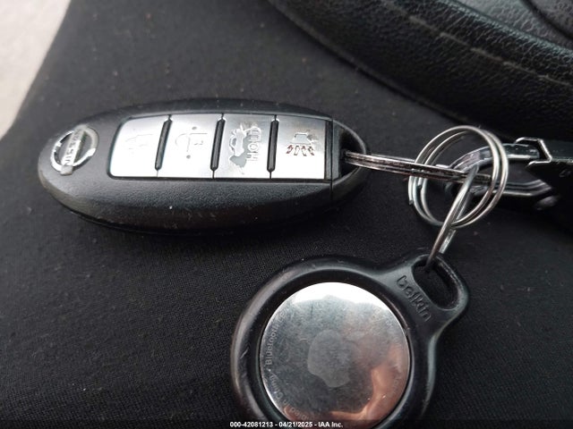 3N1AB7AP3GY336120 Nissan SENTRA SR