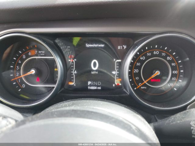 1C4HJXDN9JW332273 Jeep Wrangler Unlimited Sport S 4x4