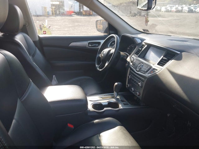 5N1DR2MN6KC630742 Nissan Pathfinder Sl