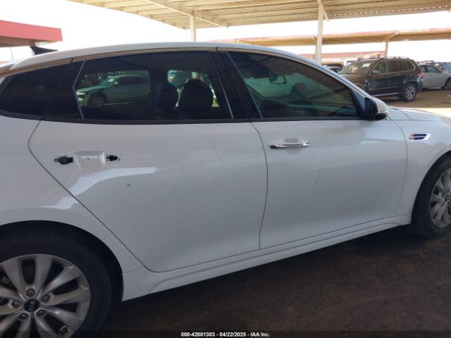 5XXGT4L38JG247009 KIA Optima S
