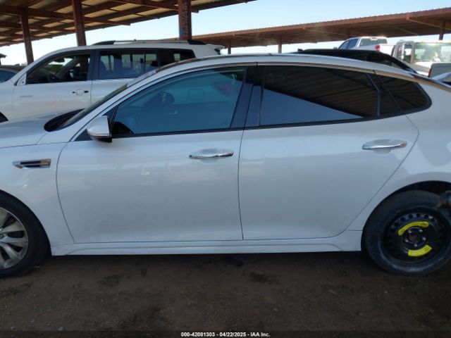 5XXGT4L38JG247009 KIA Optima S