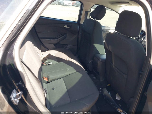 1FADP3K20HL202530 Ford FOCUS SE