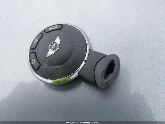 2007 MINI COOPER S WMWMF73567TT82315 Photo 10