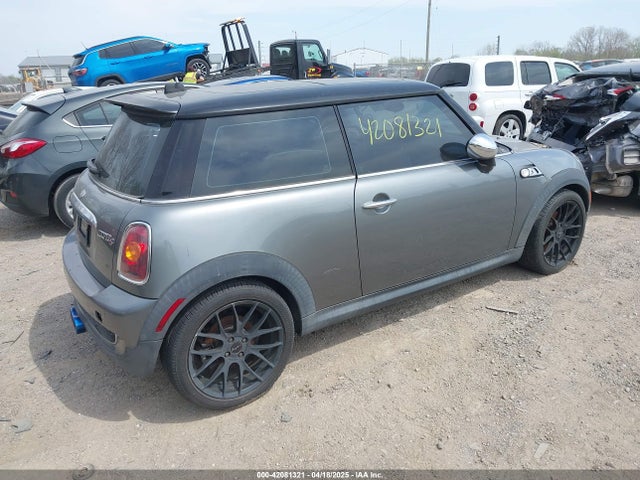 2007 MINI COOPER S WMWMF73567TT82315 Photo 3