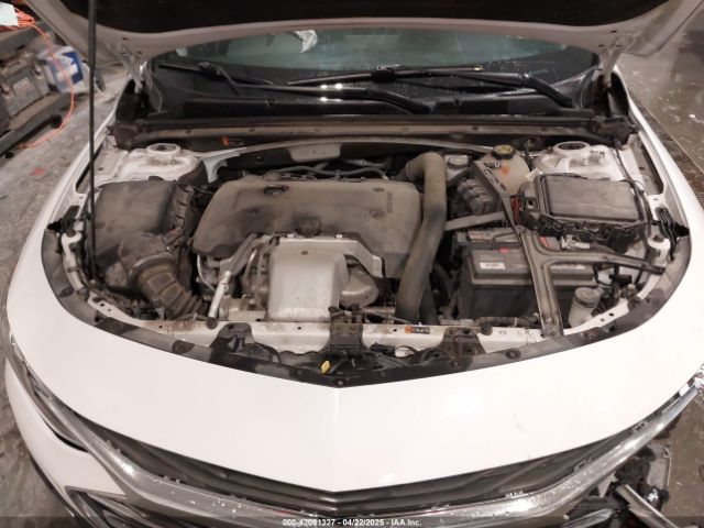 1G1ZE5SX5LF126414 Chevrolet Malibu Fwd Premier