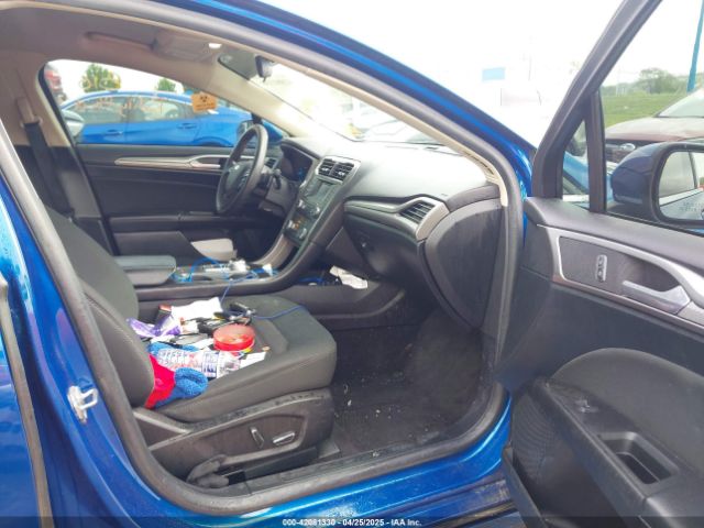 3FA6P0HD7JR237606 Ford FUSION SE