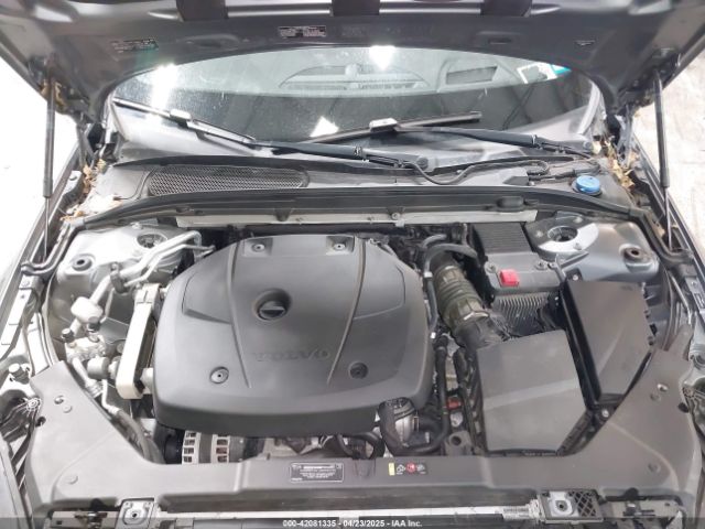 2019 VOLVO S60 7JRA22TM5KG004212 Photo 9