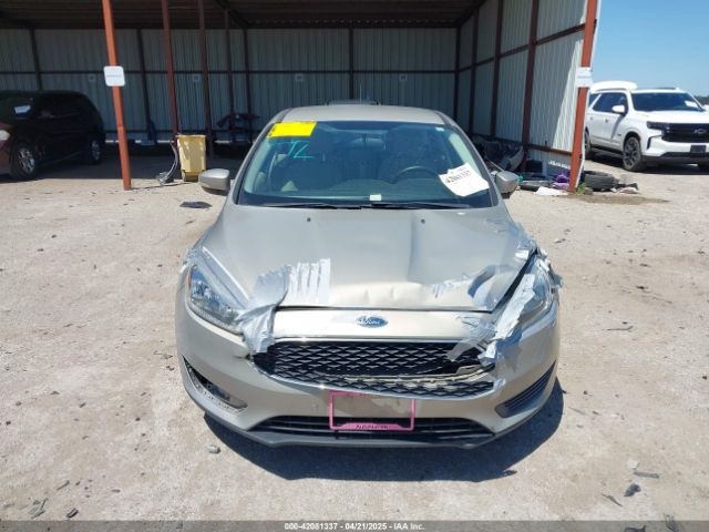 1FADP3KE7FL313695 Ford FOCUS SE