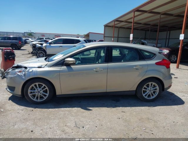 1FADP3KE7FL313695 Ford FOCUS SE