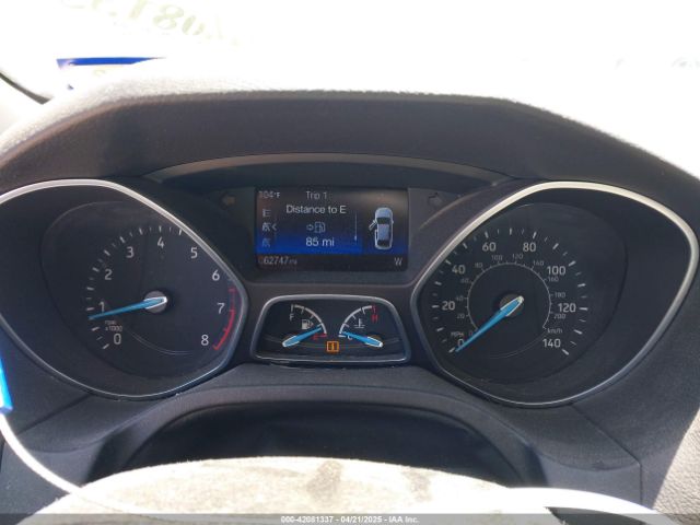 1FADP3KE7FL313695 Ford FOCUS SE