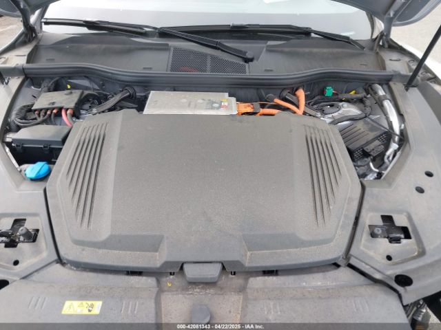 2022 AUDI E-TRON WA1AAAGE3NB033122 Photo 9