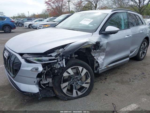 2022 AUDI E-TRON WA1AAAGE3NB033122 Photo 1