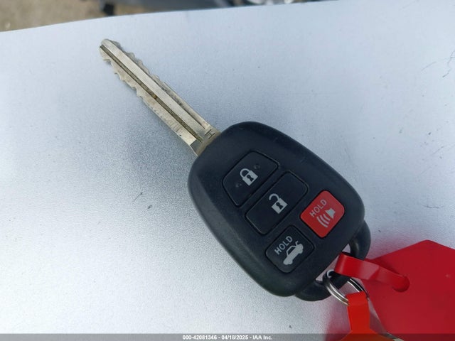 Toyota Corolla Le Plus 2015 2T1BURHEXFC239684 Image 11