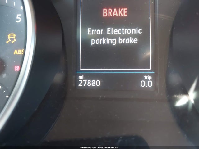 Volkswagen Tiguan 2021 3VV2B7AX5MM140654 Image 16