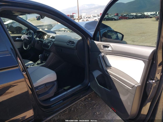 Volkswagen Tiguan 2021 3VV2B7AX5MM140654 Image 5